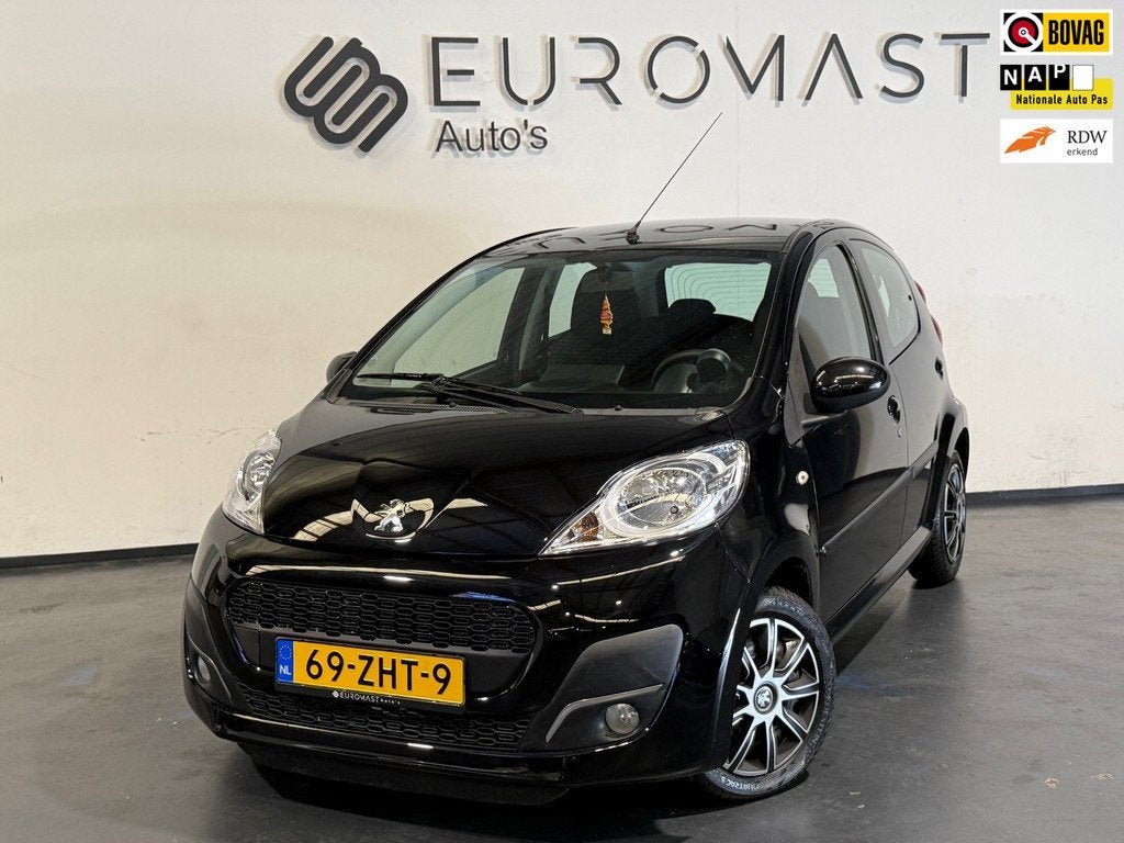 Peugeot 107 1.0 Active Automaat Carplay 5d Nieuwe Apk, Auto's, Peugeot, Euro 5, Stof, Gebruikt, Elektrische ramen
