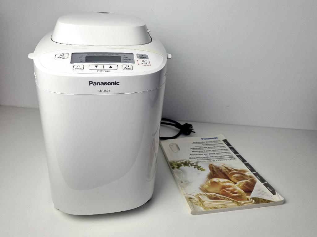 Broodbakmachine Panasonic SD-2501, Witgoed en Apparatuur, Met timer, Gebruikt, Meer dan 10 programma's, Ophalen of Verzenden