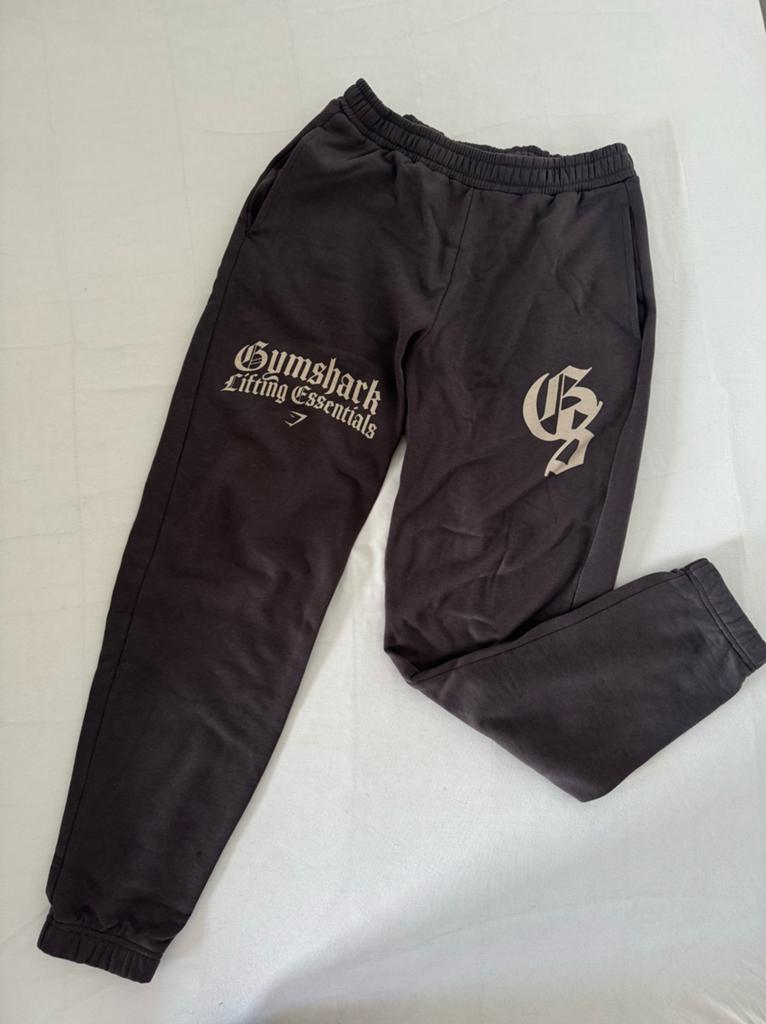 Gymshark Lifting Essentials Joggingbroek Maat S, Verzenden, Overige typen, Zo goed als nieuw, Grijs