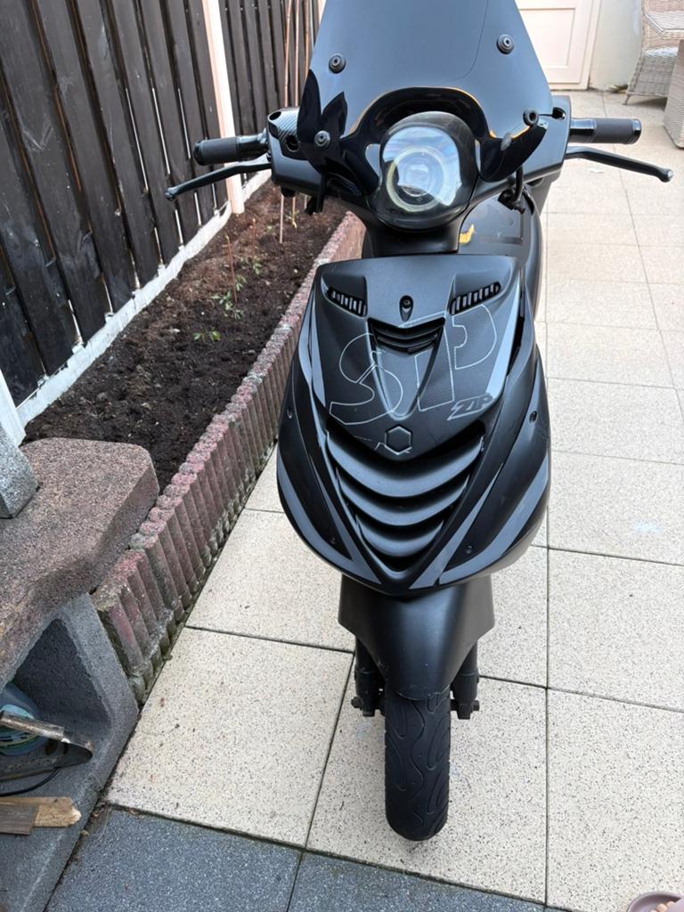 Piaggio zip 80cc, Ophalen, Maximaal 45 km/u, Zip, Zo goed als nieuw