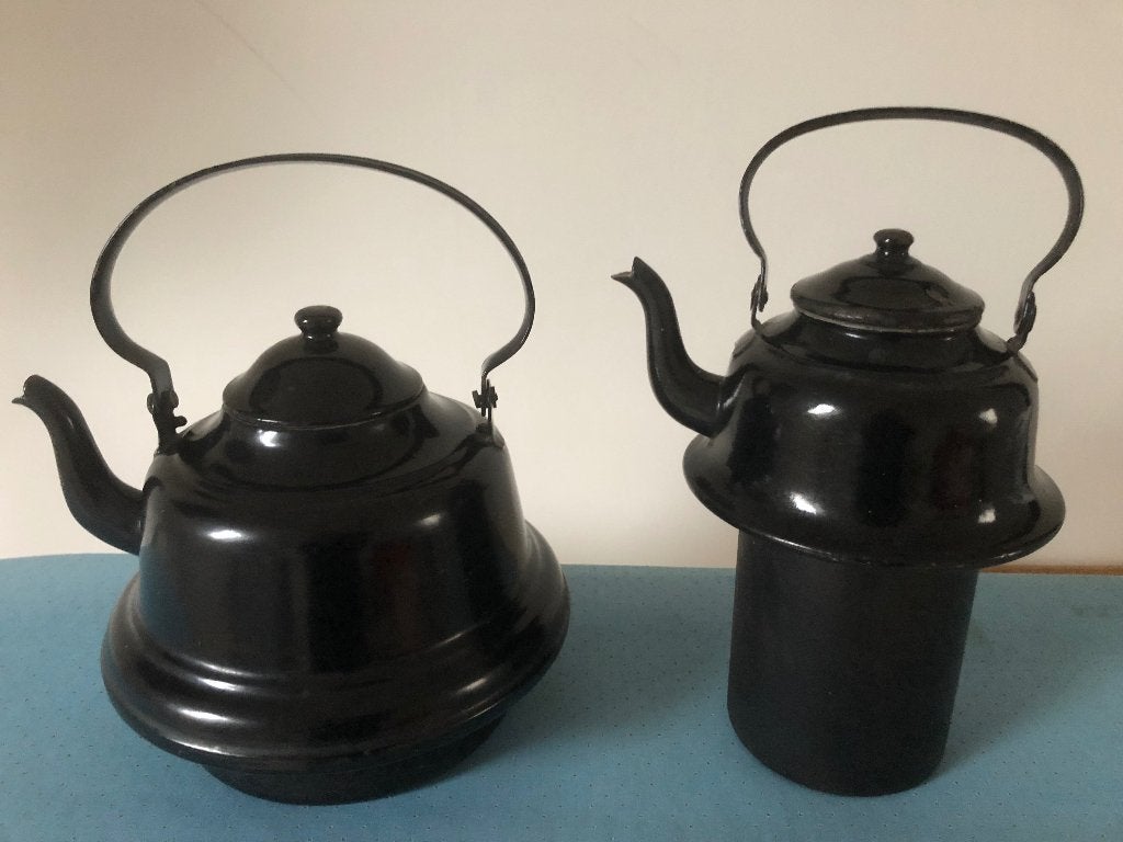 Zwarte ketels, Ophalen