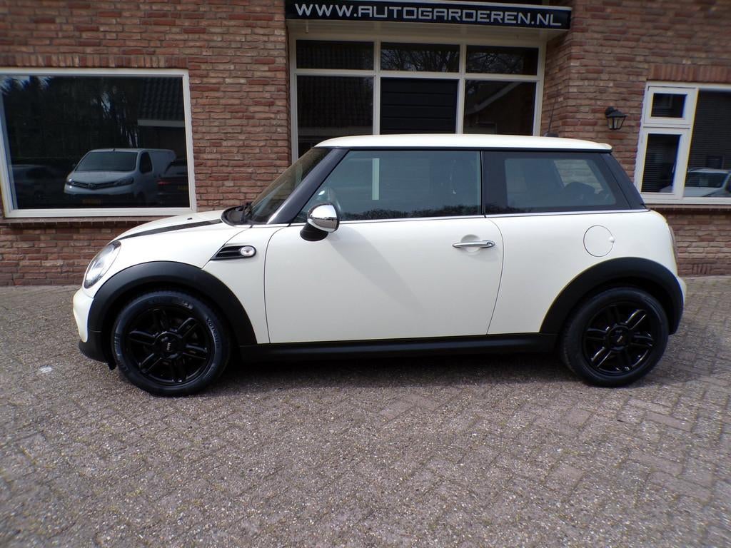 Mini Mini 1.6 One Chili Final Edition, Auto's, Mini, Voorwielaandrijving, Automatische klimaatregeling, Gebruikt, 4 cilinders
