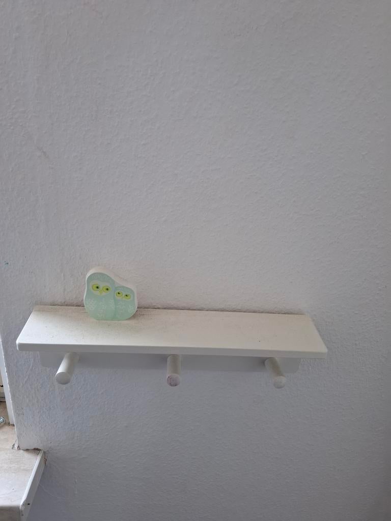 Kinderkapstok met uilen - Wit houten wandkapstokje, Ophalen, Gebruikt, Minder dan 100 cm, Kinderkapstok