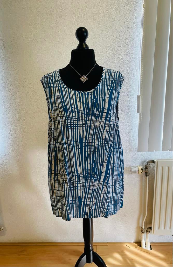 Mouwloos hemdje met fantasiepatroon wit/blauw – maat 48, Kleding | Dames, Wit, Maat 46/48 (XL) of groter, Nieuw, Ophalen of Verzenden