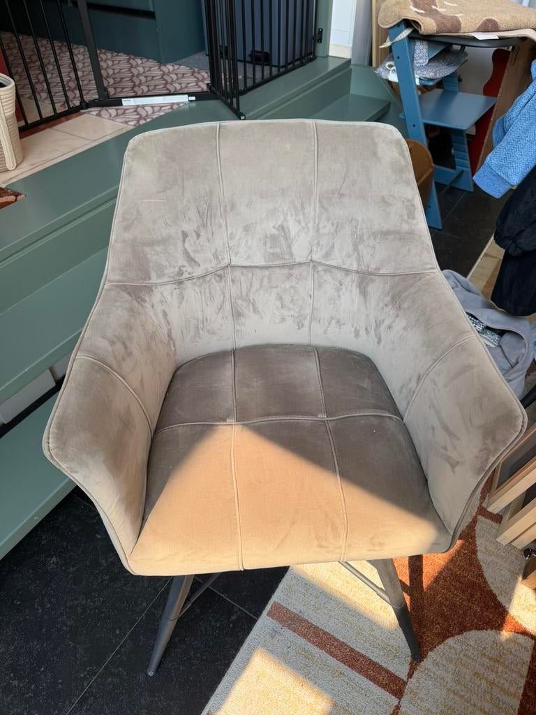 4 eetkamerstoelen velvet zandkleur Woonexpress Tolbert, Ophalen, Overige kleuren, Zo goed als nieuw, Vier