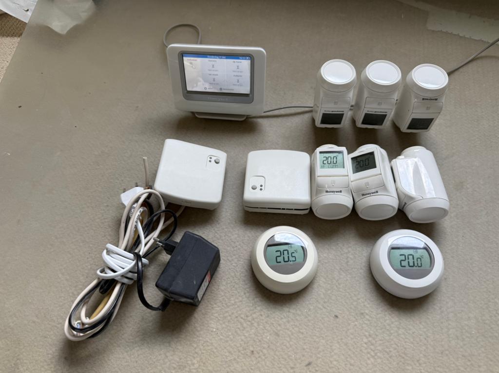 Honeywell Home, Ophalen of Verzenden, Slimme thermostaat, Gebruikt