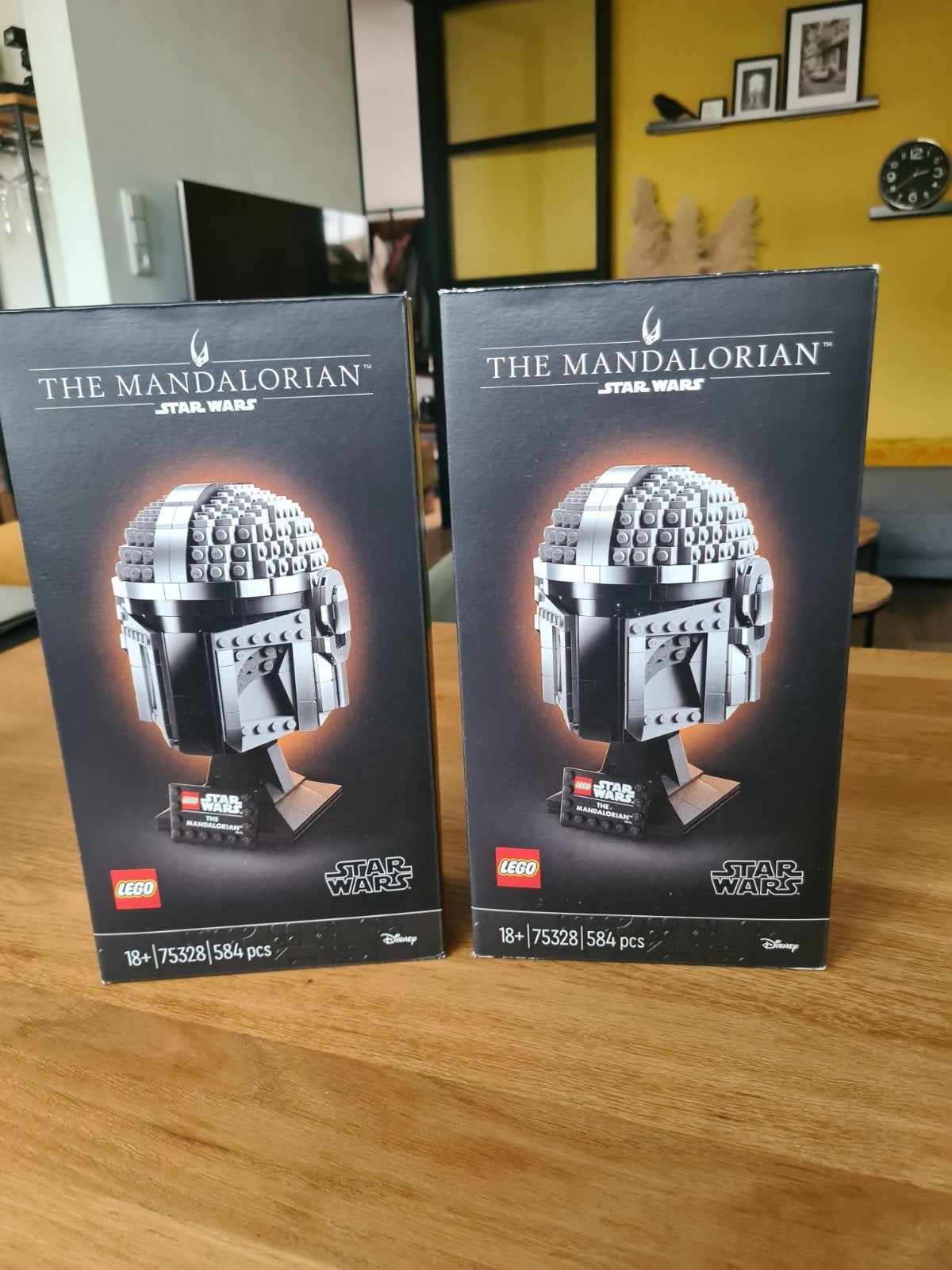 2 x Lego Mandalorian helmet,  nieuw., Ophalen of Verzenden, Nieuw