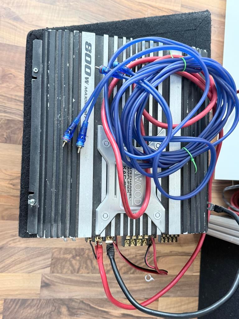 Kenwood 800W Versterker met Subwoofer, Ophalen of Verzenden, Gebruikt