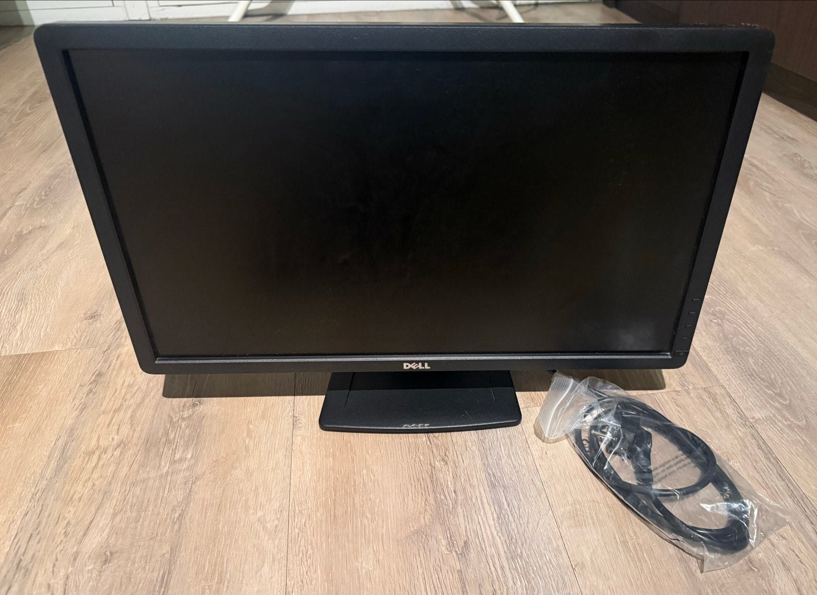 PS4 Slim 1TB met Dell Monitor, Spelcomputers en Games, Ophalen, Gebruikt, Zonder controller, 1 TB