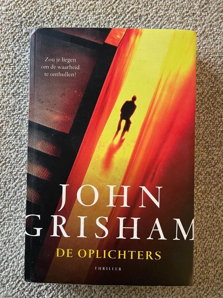 Boek: De oplichters, Gelezen, Ophalen of Verzenden, Nederland, John Grisham