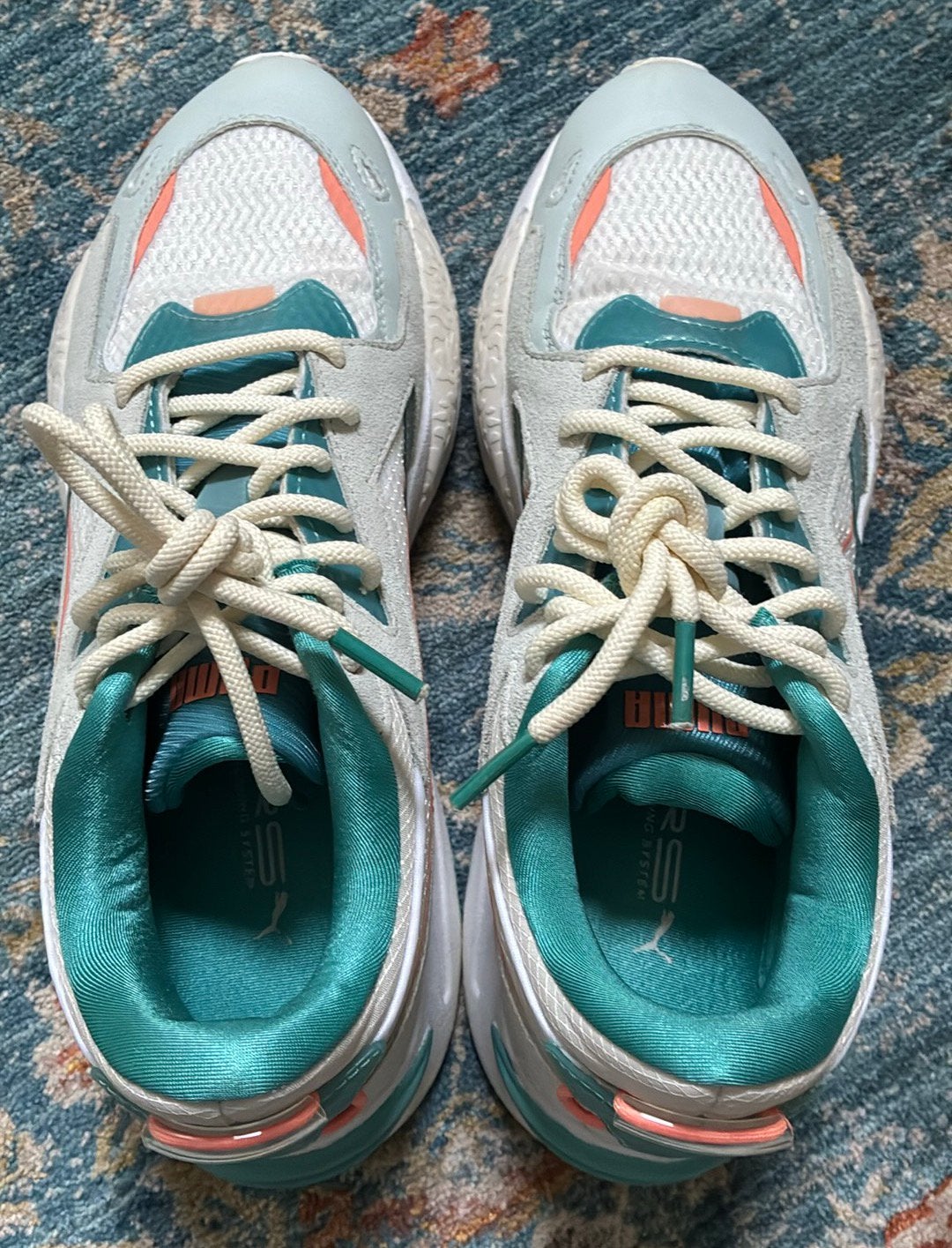 Puma sneakers 40, Ophalen of Verzenden, Zo goed als nieuw, Wit, Sneakers of Gympen