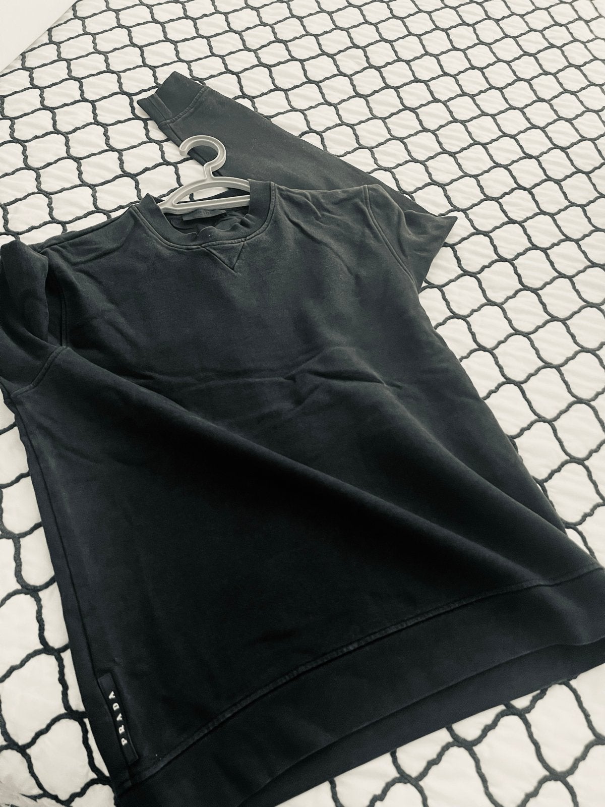 Prada Heren Sweatshirt Zwart - Maat M, Kleding | Heren, Ophalen of Verzenden, Gedragen, Maat 48/50 (M), Zwart