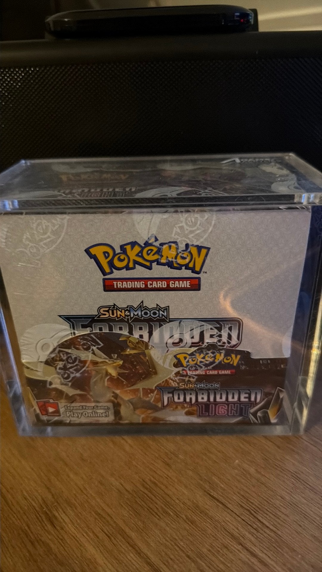 Forbiddenlight sun and moon booster box, Ophalen of Verzenden, Zo goed als nieuw