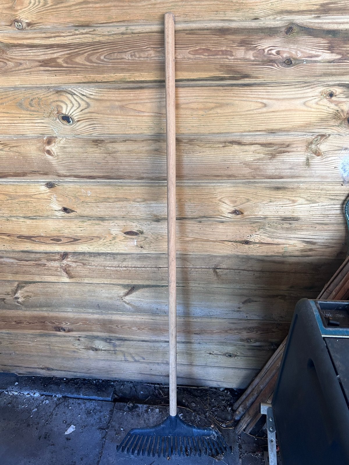 Hark met houten steel - Zo goed als nieuw, Ophalen, Zo goed als nieuw, Hark