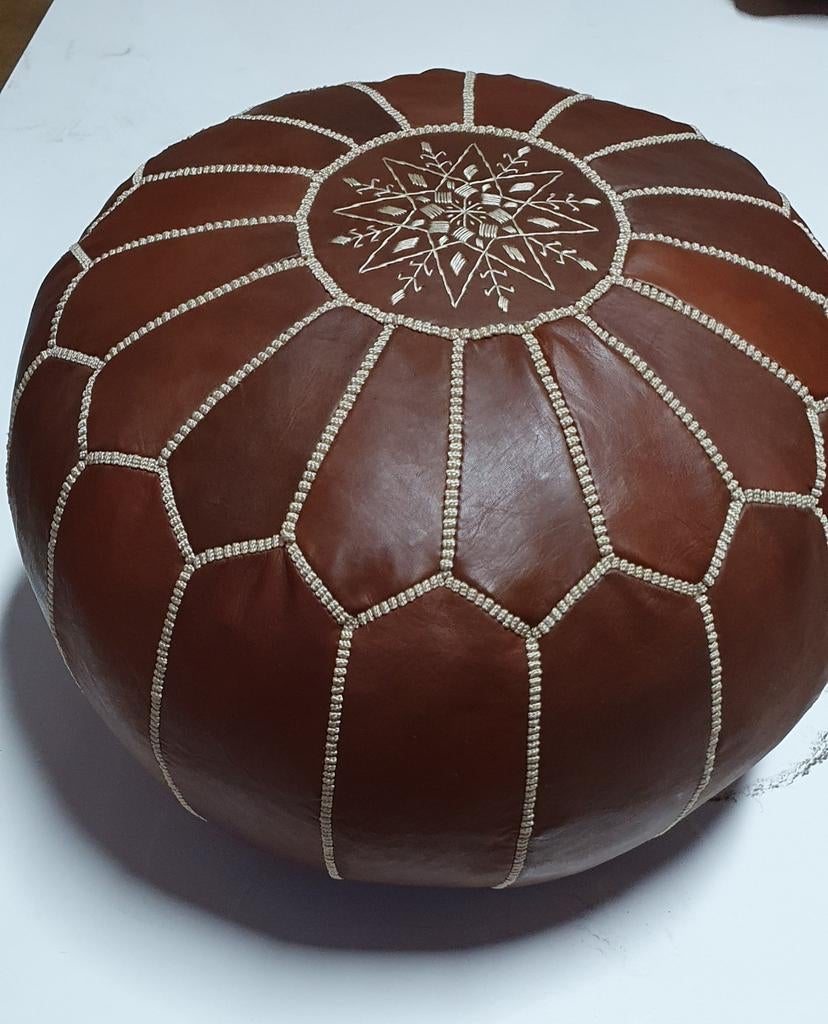 Nieuwe Marokkaanse handgemaakte leren poef, gevuld, Minder dan 50 cm, Rond, Nieuw, Ophalen of Verzenden
