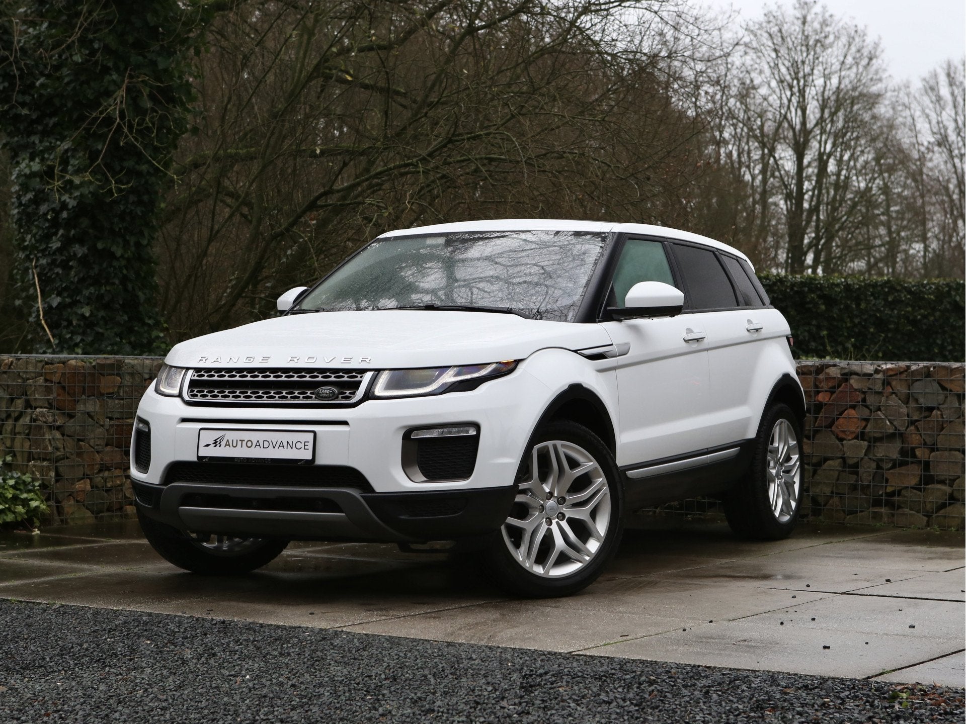 Land Rover Range Rover Evoque Si4 HSE Panoramadak / HUD/ Tre, Auto's, 4 cilinders, Wit, Leder, Bedrijf