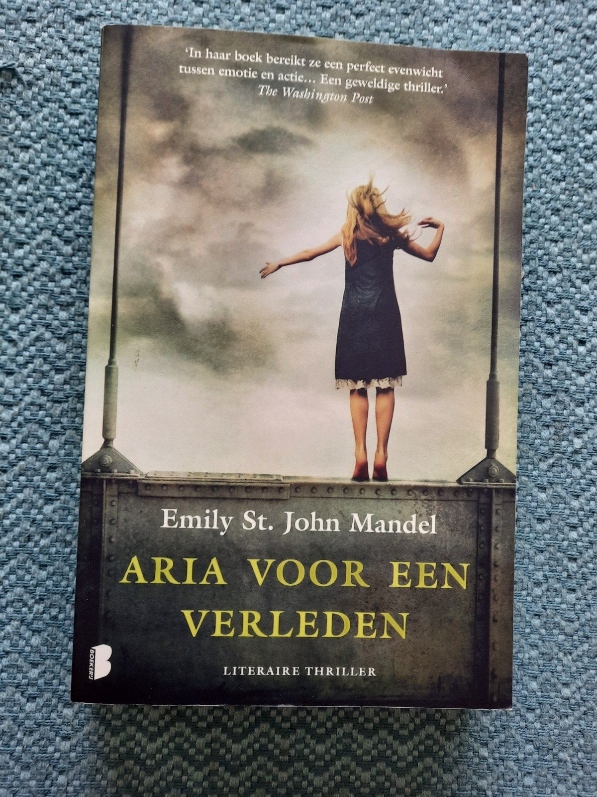 Aria voor een Verleden - Emily St. John Mandel (Paperback), Boeken, Ophalen of Verzenden, Zo goed als nieuw, Emily St. John Mandel