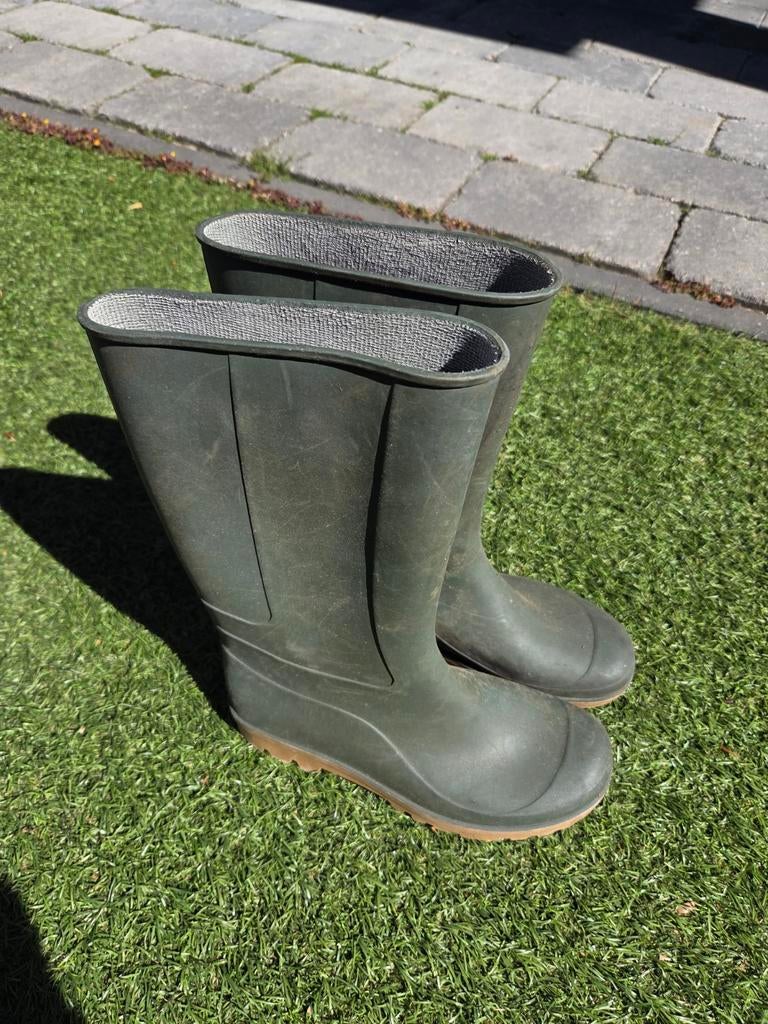Stevige regenlaarzen, Ophalen, Laarzen