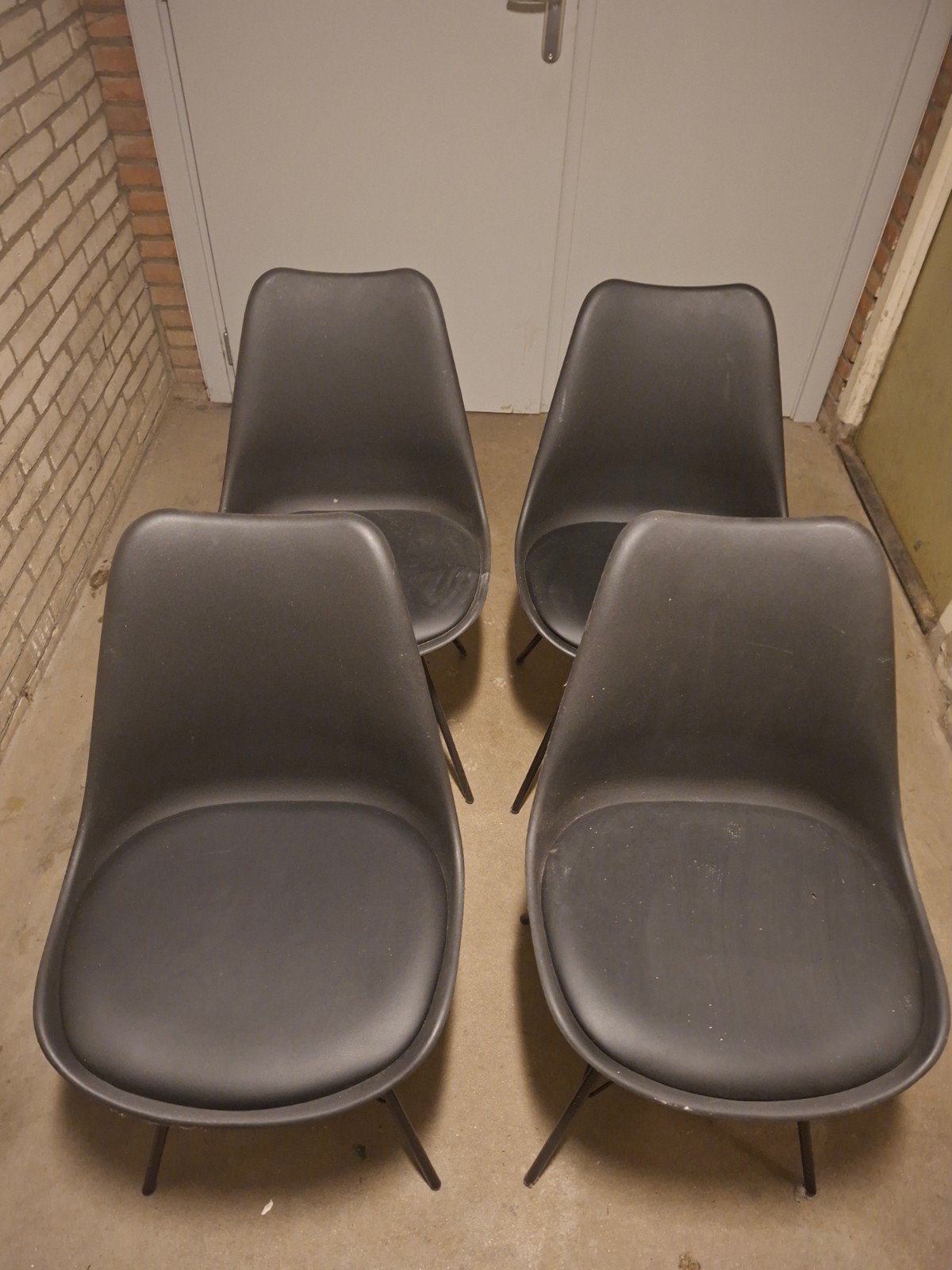 Set van 4 zwarte stoelen, Huis en Inrichting, Ophalen, Gebruikt, Zwart, Vier