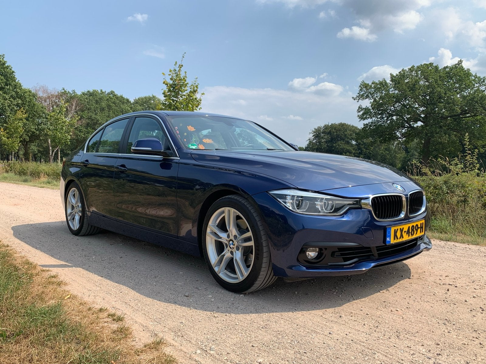 BMW 330e 252pk van 1ste eigenaar Mediteranian blue, Automaat, 1998 cc, Achterwielaandrijving, 4 cilinders
