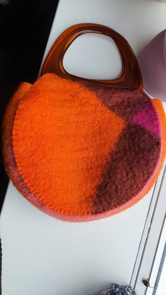Retro handtas oranje met plastic handgreep, Verzamelen, Ophalen of Verzenden, Huis en Inrichting