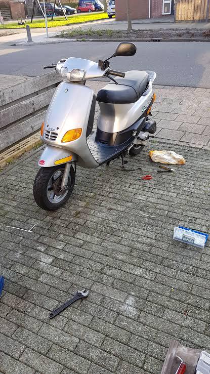 GEZOCHT: piaggio zip type 3 oud, Ophalen of Verzenden, Zo goed als nieuw, Piaggio