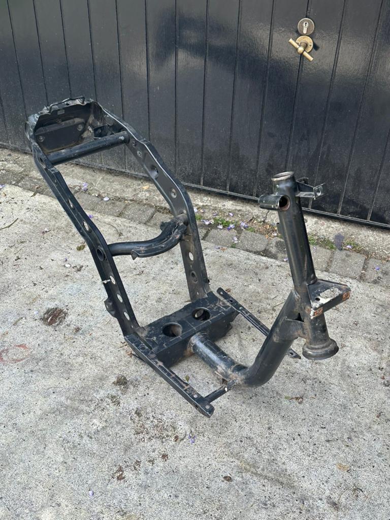 Piaggio type 3 frame, Ophalen, Frame