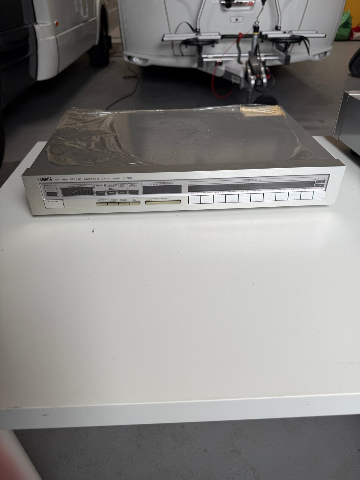 Yamaha Natural Sound AM/FM Stereo Tuner T-720, Ophalen, Gebruikt, Analoog