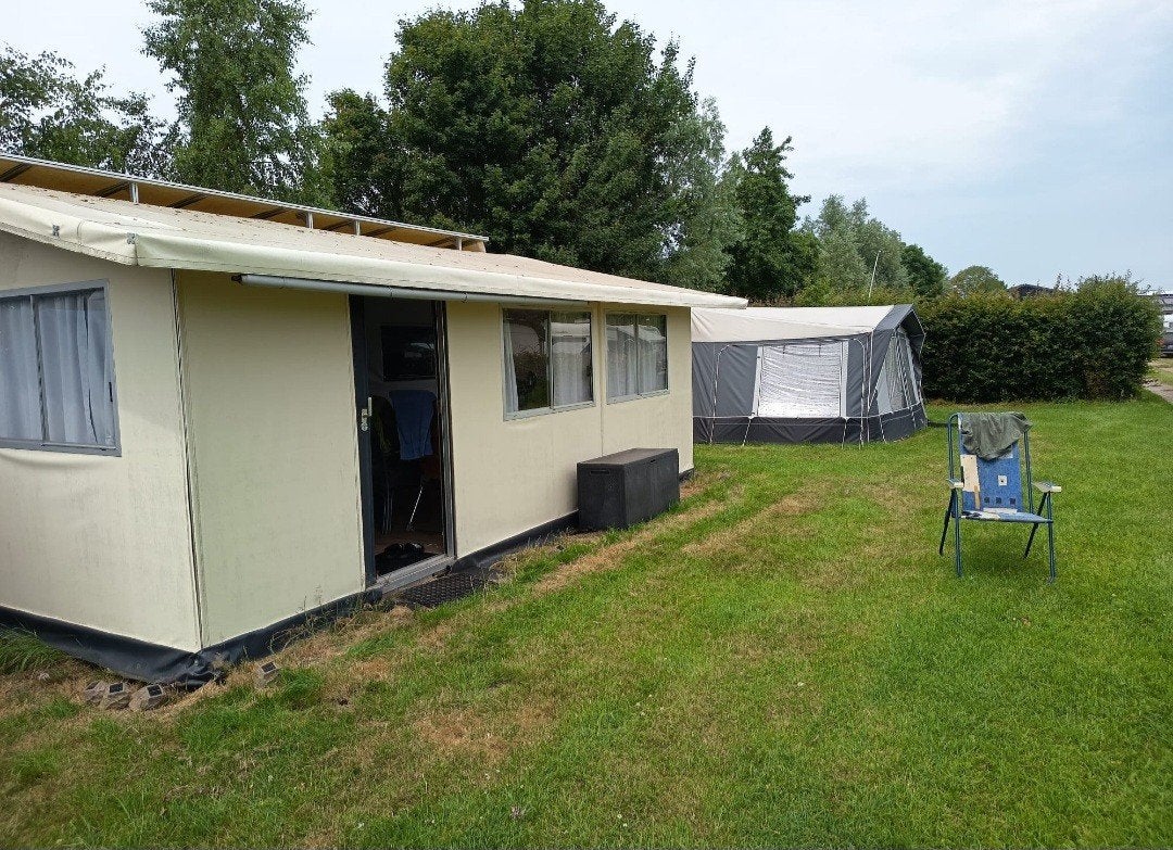 Caravan met vaste voortent, Tot en met 4