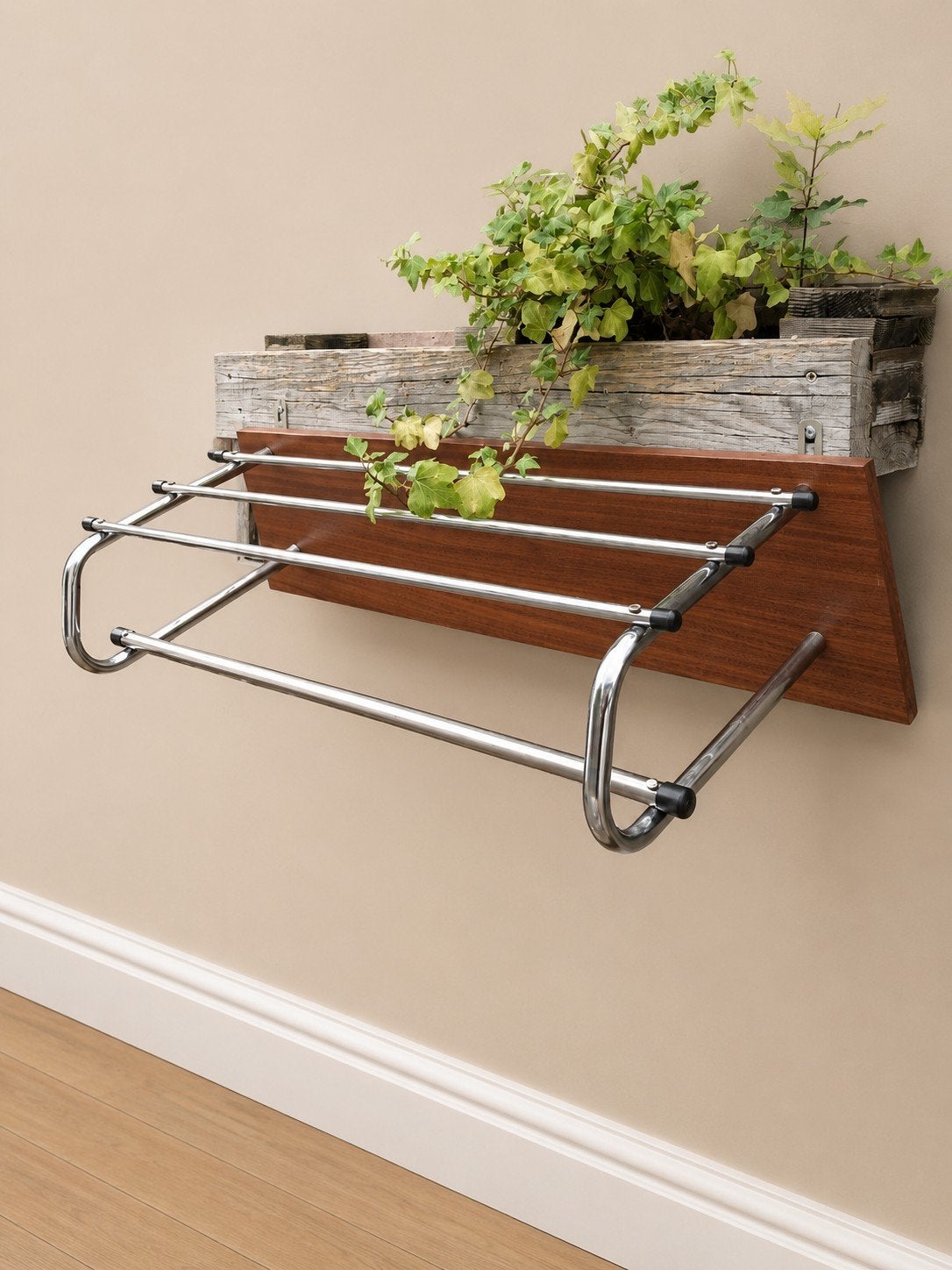 Vintage wandkapstok met 6 originele metalen hangers, Wandkapstok, Gebruikt, Ophalen of Verzenden, Minder dan 100 cm