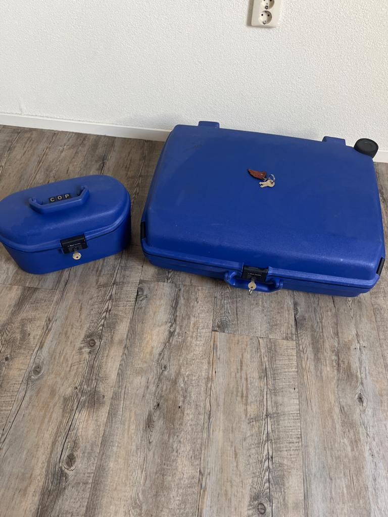 Royal Traveller Koffer Set: Grote Koffer & Beautycase, Sieraden, Tassen en Uiterlijk, Koffers, Ophalen, Gebruikt, Hard kunststof