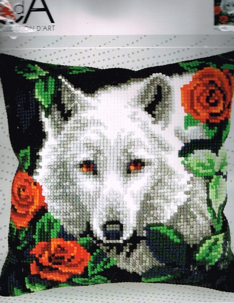 Cado CDA borduurpakket kussen WOLF tussen RODE ROZEN