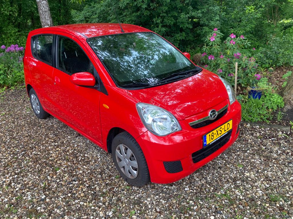Nette Daihatsu Cuore 1.0 5D 2007 Rood, Auto's, Voorwielaandrijving, Stof, 600 kg, 18 €/maand
