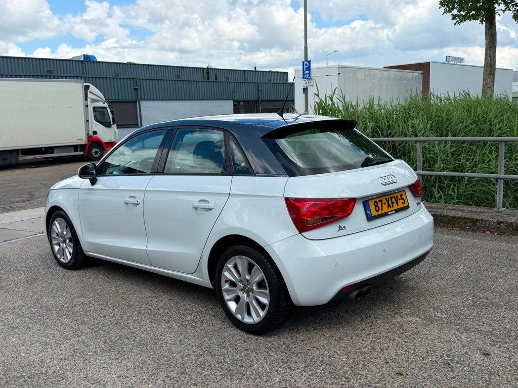 Audi A1 Sportback 1.4 TFSI Ambition Sportback Automaat! Airc, Auto's, Audi, Euro 5, 4 cilinders, 4 stoelen, 610 kg