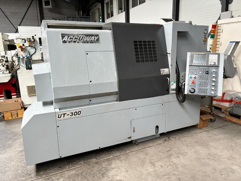 CNC-Draaibank Accuway UT-300, Ophalen of Verzenden, Metaaldraaibank, Computergestuurd (Cnc), Gebruikt