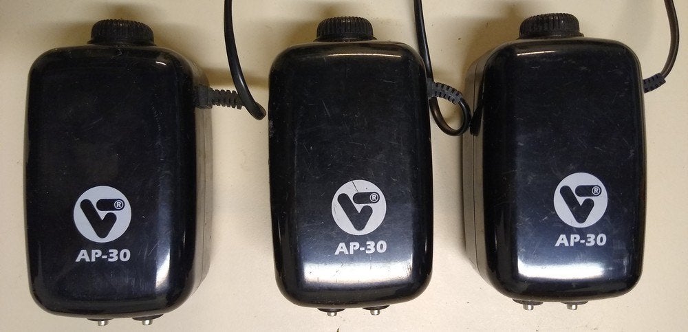 Luchtpomp aquarium, Ophalen of Verzenden, Gebruikt, Overige typen, Overige merken