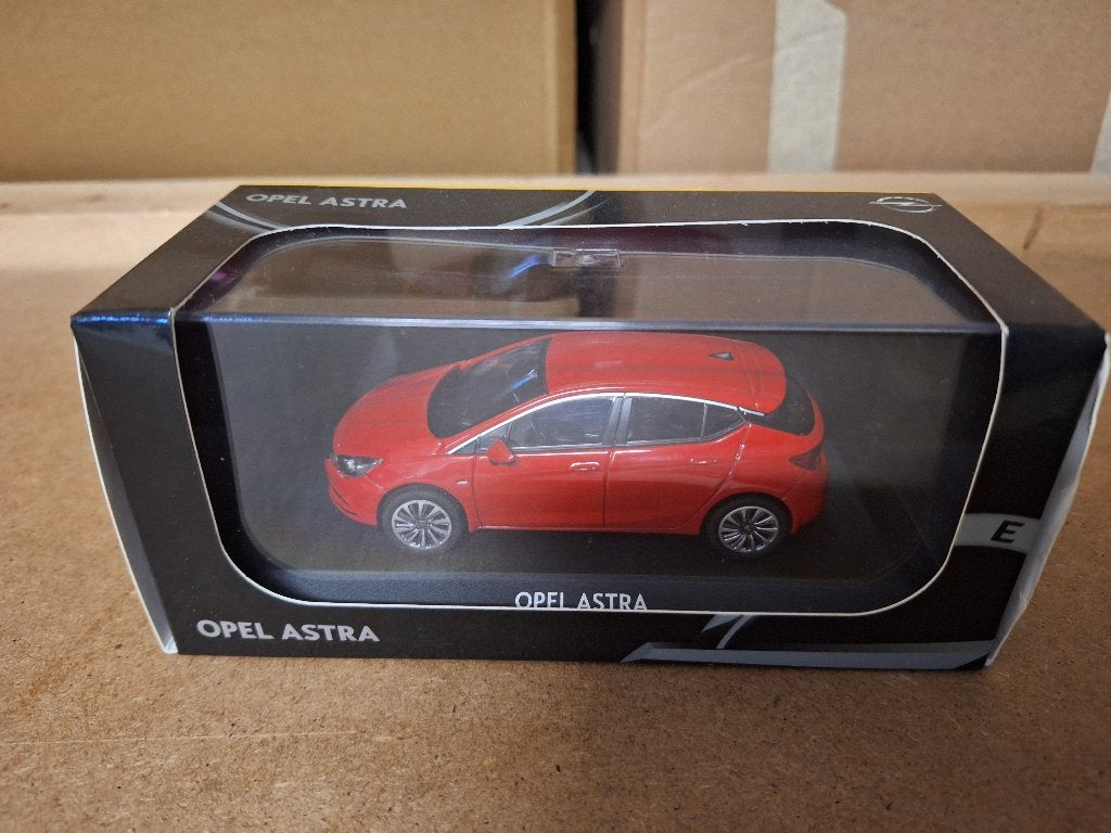 Opel Astra K 1:43 iScale, Hobby en Vrije tijd, Modelauto's | 1:43, Ophalen of Verzenden, Nieuw, Auto, Overige merken