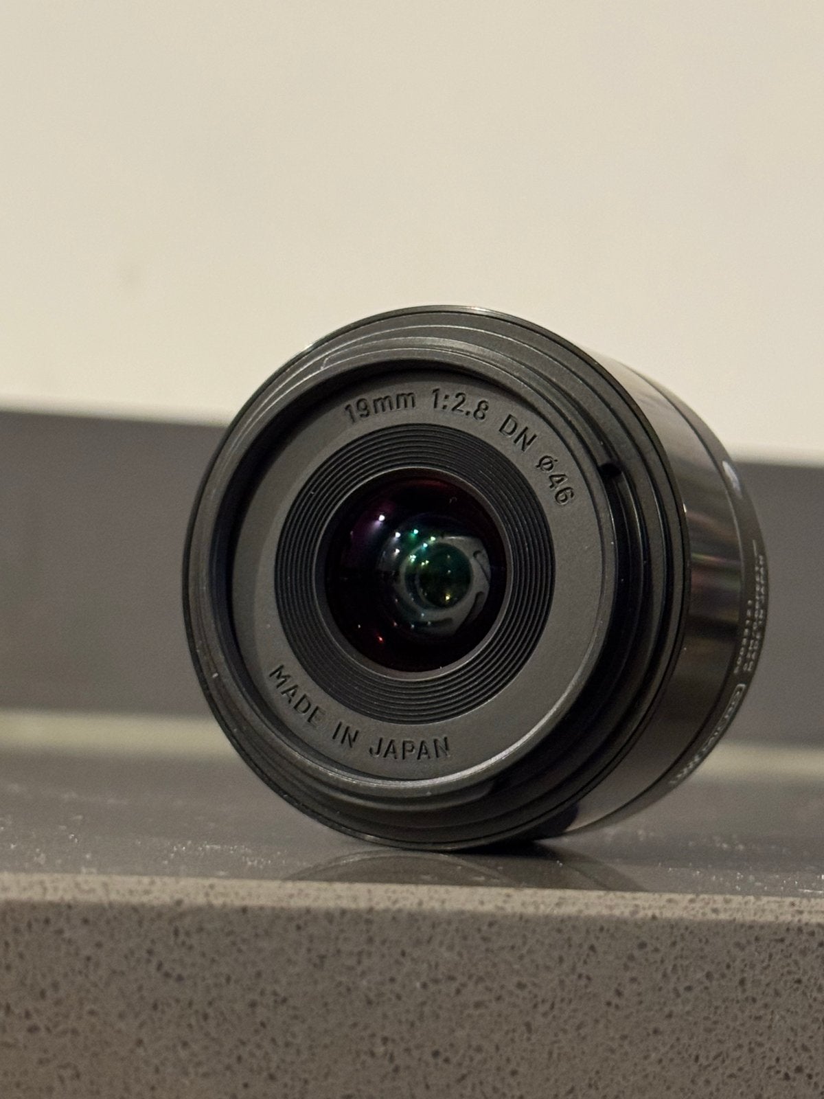 Sigma ART 19mm f2.8 DN Micro Four Thirds, Ophalen of Verzenden, Zo goed als nieuw, Groothoeklens