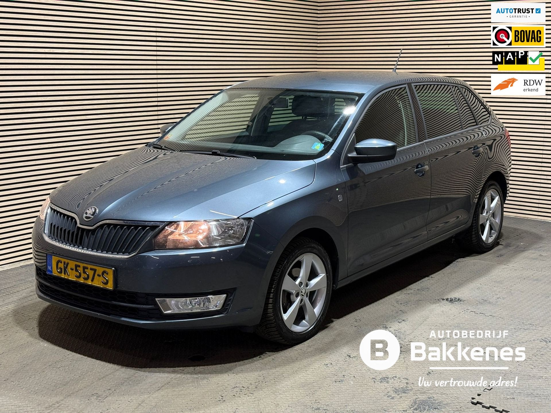 Skoda Rapid Spaceback 1.2 TSI Edition | Dealer onderhoud | A, Auto's, Skoda, 4 cilinders, Met garantie (alle), Origineel Nederlands