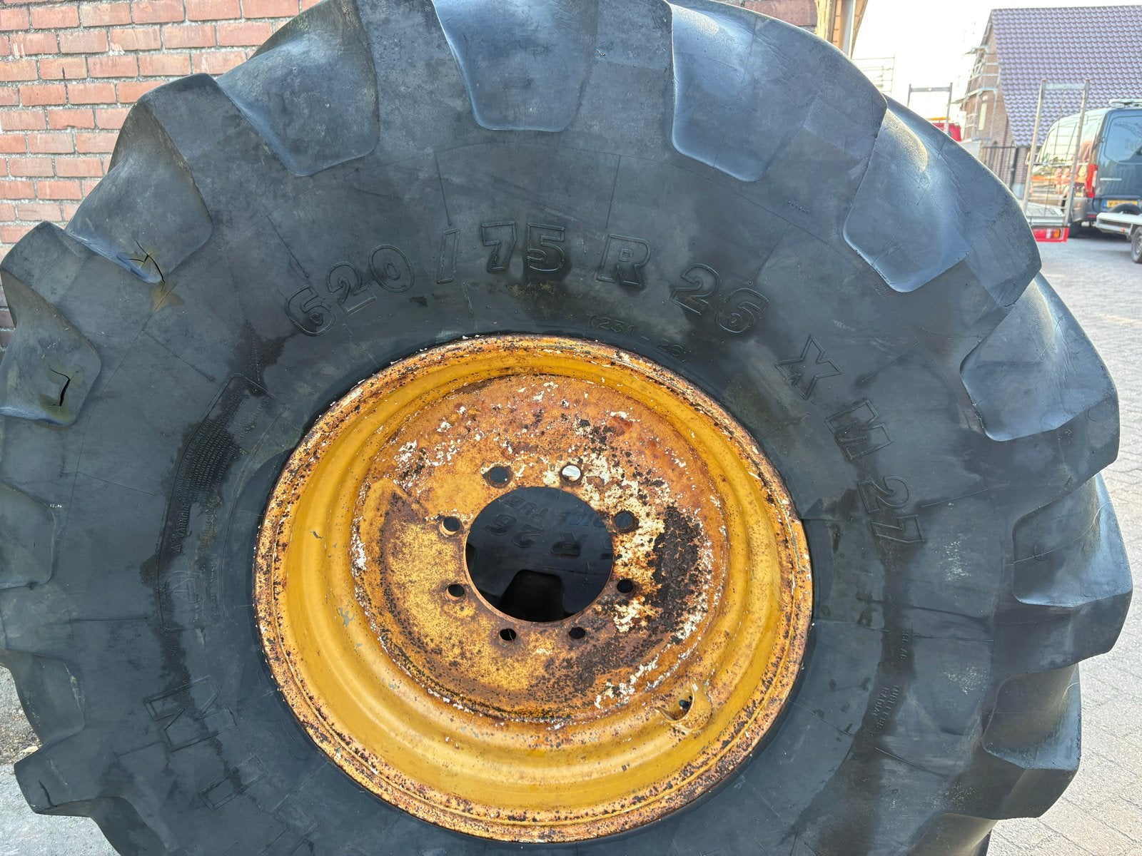 Michelin Mega X Bib 620/75 R26 met 8-gaats velg, Zakelijke goederen, Agrarisch | Onderdelen | Banden, Velgen en Assen, Ophalen