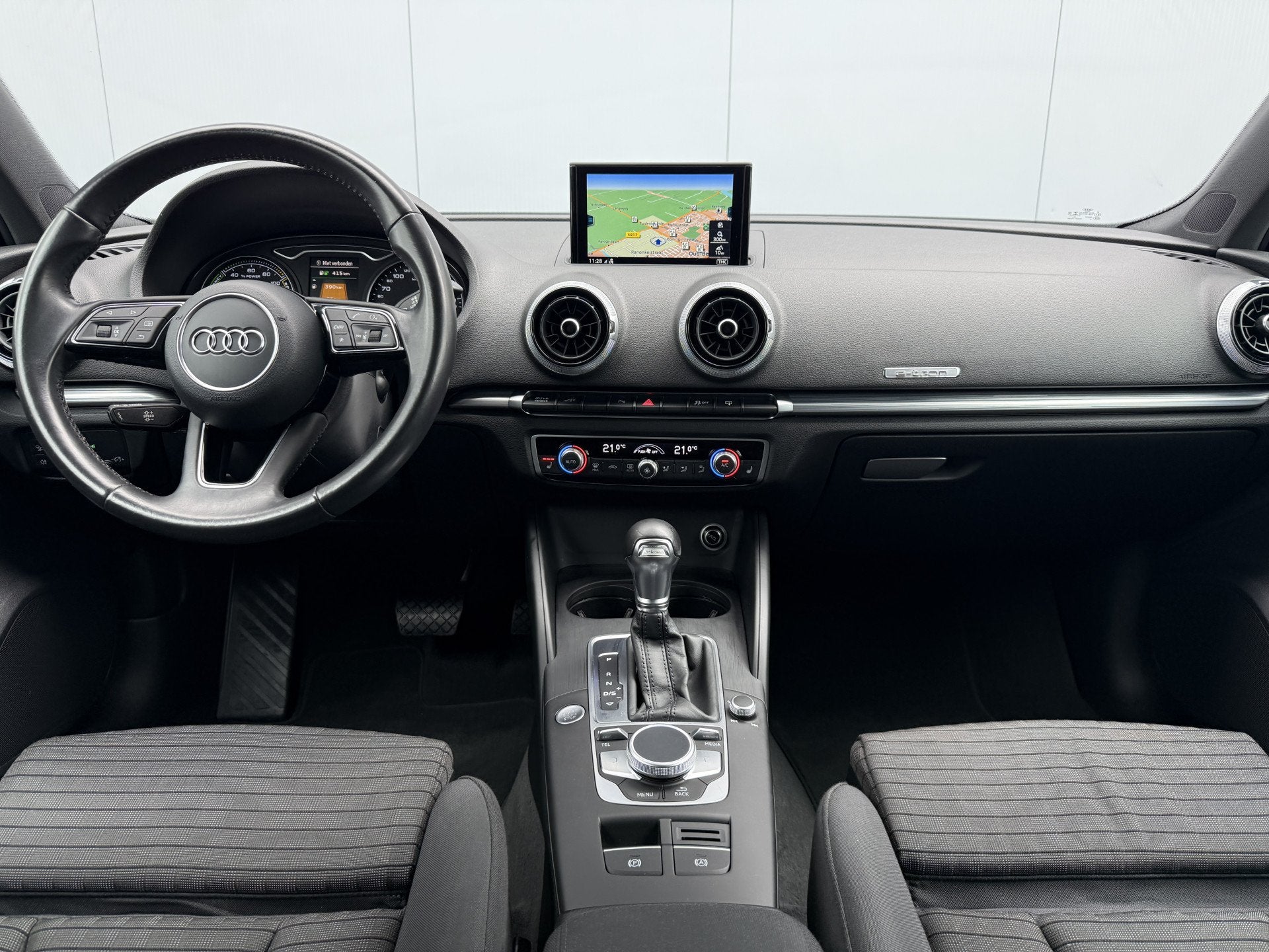 Audi A3 Sportback 1.4 e-tron Sport Automaat Navigatie/Camera, Auto's, Stof, Gebruikt, Euro 6, 4 cilinders