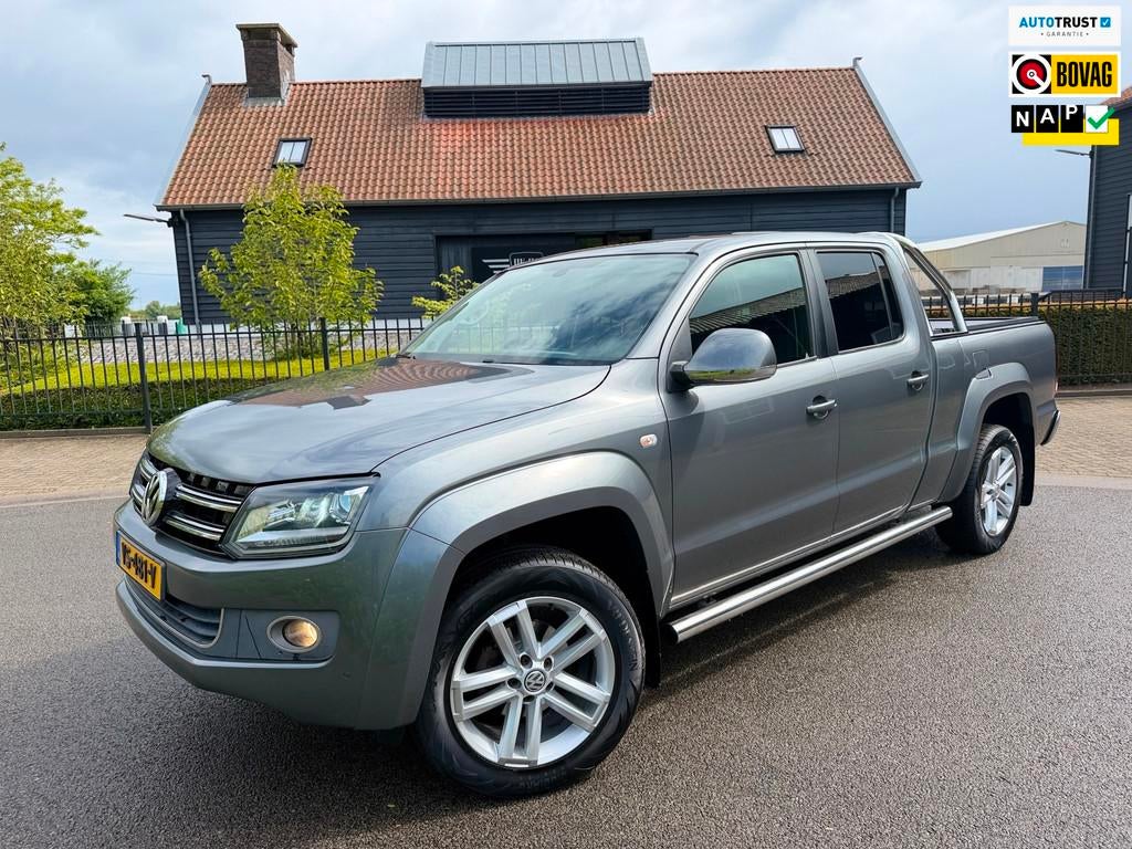 Volkswagen Amarok 2.0 TDI 180PK Highline AUTOMAAT DUBBEL-CAB, Auto's, Euro 5, Achterwielaandrijving, Gebruikt, Zwart
