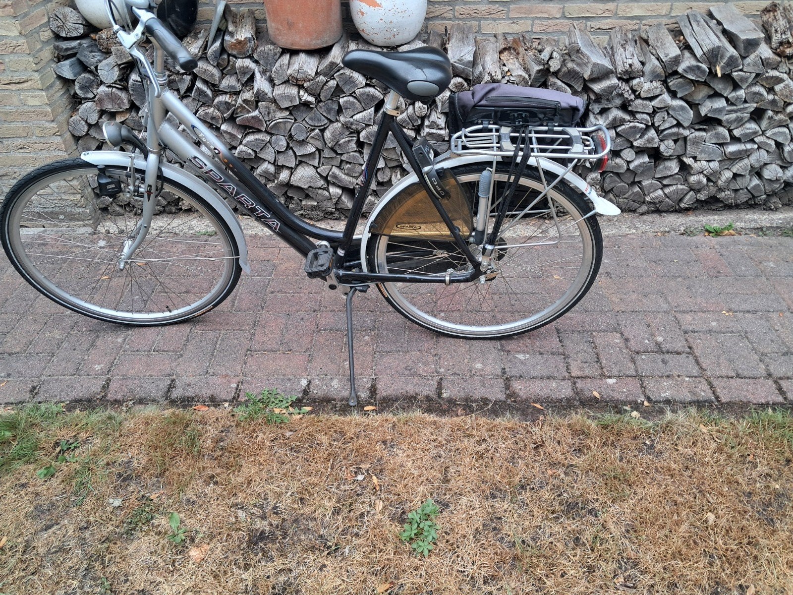 Sparta damesfiets met fietstas, Fietsen en Brommers, Fietsen | Dames | Damesfietsen, Ophalen of Verzenden, Gebruikt, Sparta