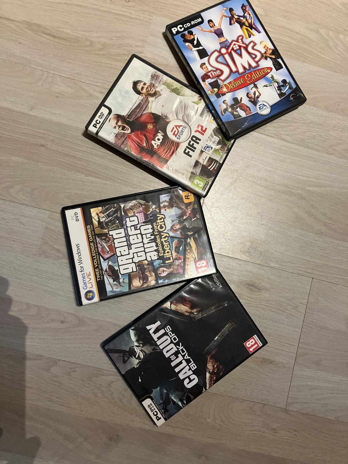 PC Games Bundel: The Sims, FIFA 12, GTA, Call of Duty, Ophalen of Verzenden, Gebruikt, Overige genres, Vanaf 18 jaar