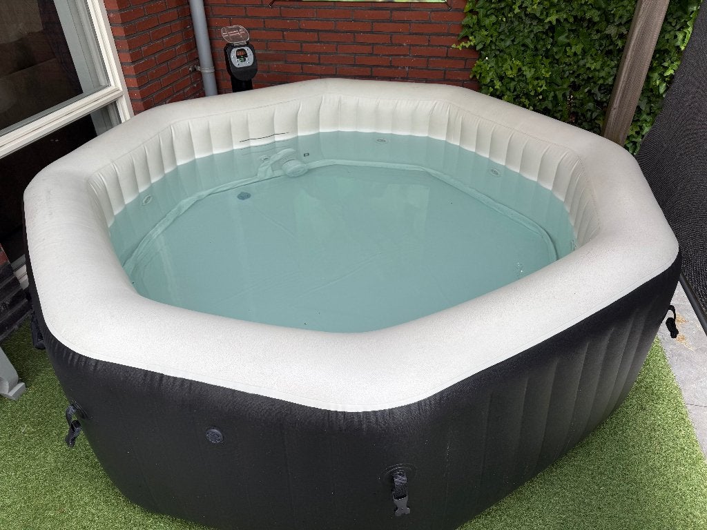 Intex jacuzzi, Ophalen, Gebruikt, Filter, Opblaasbaar