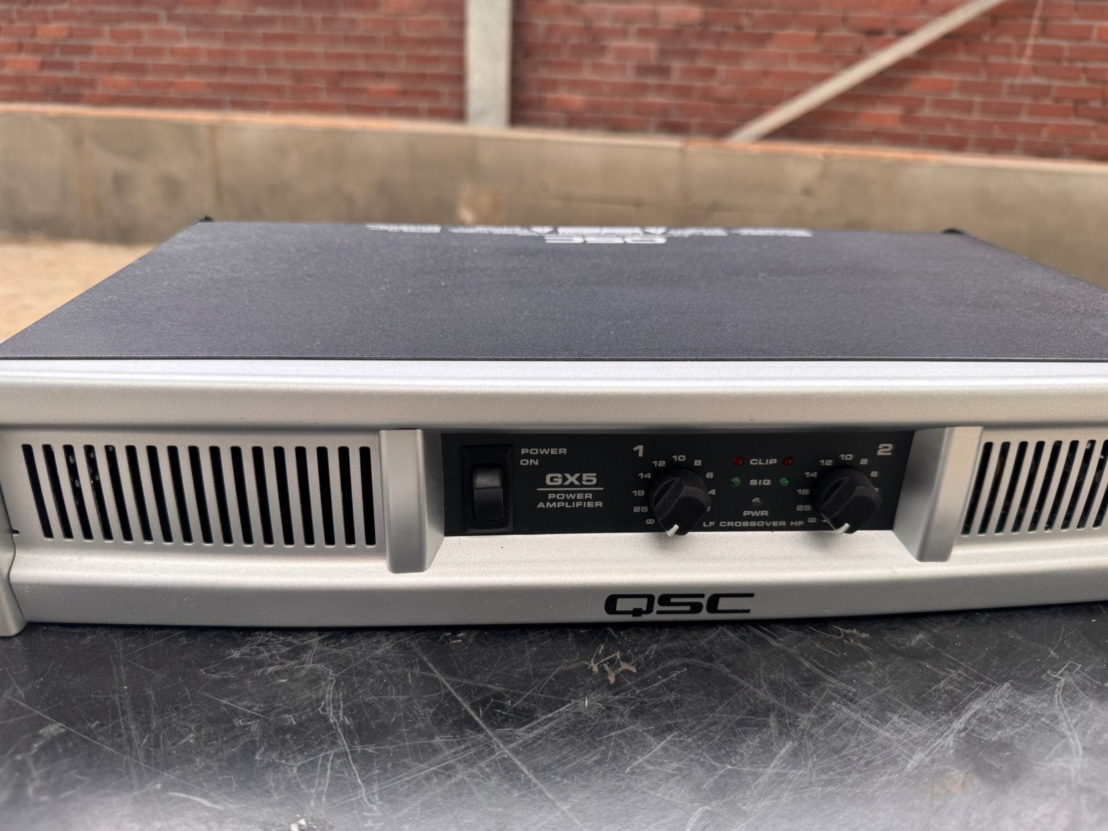 QSC GX5, Ophalen, Zo goed als nieuw, 500 tot 1000 watt