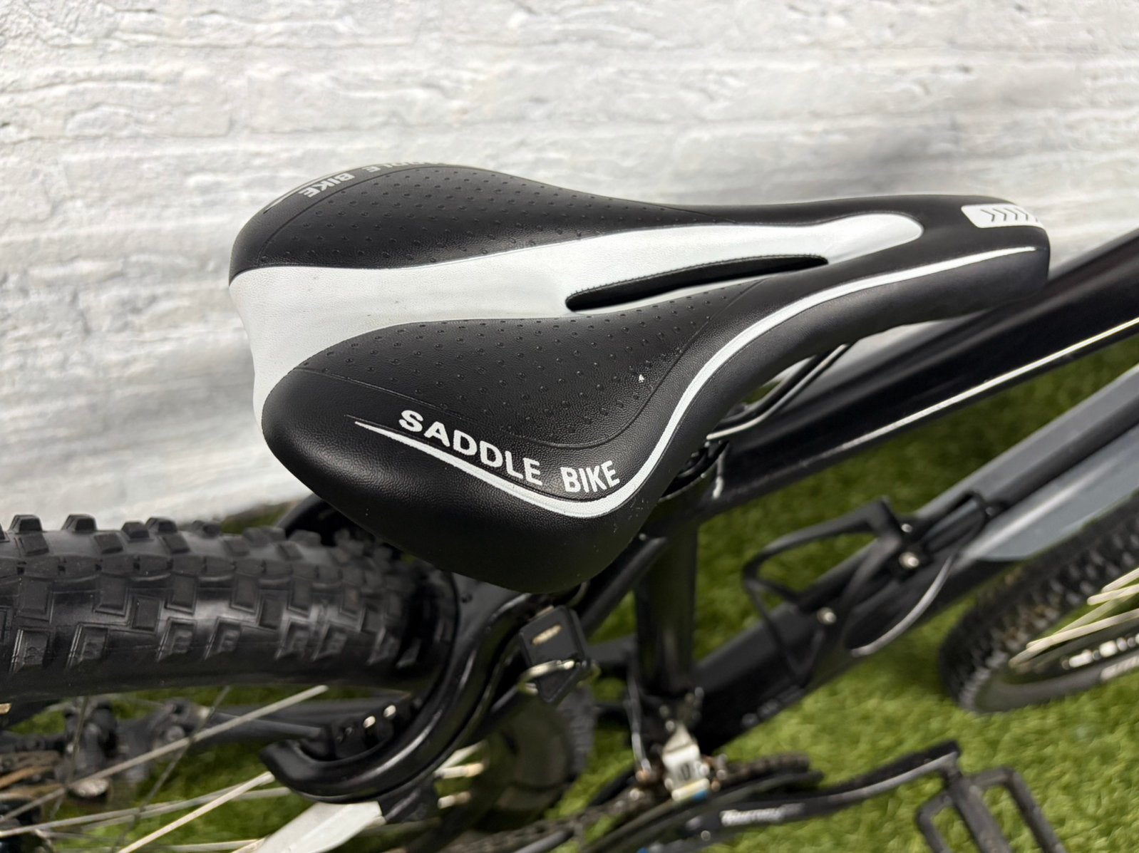 Foto 7 van Cube Aim HPA 27,5 inch size S mountainbike cube frame S 27,5
