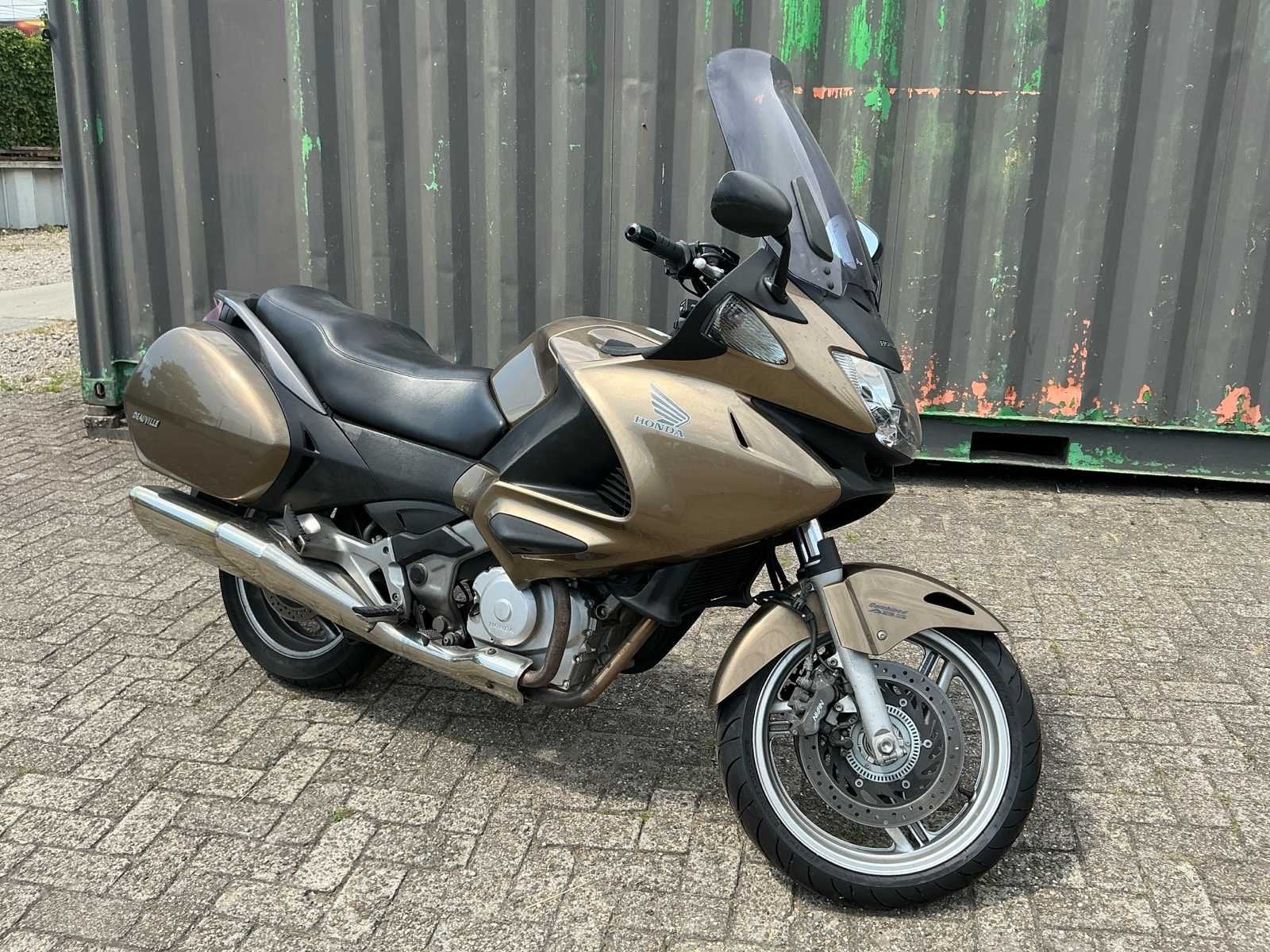 2006 Honda Tour NT 700 Deauville ABS Motorfiets, Motoren, Motoren | Honda, Bedrijf, Overig
