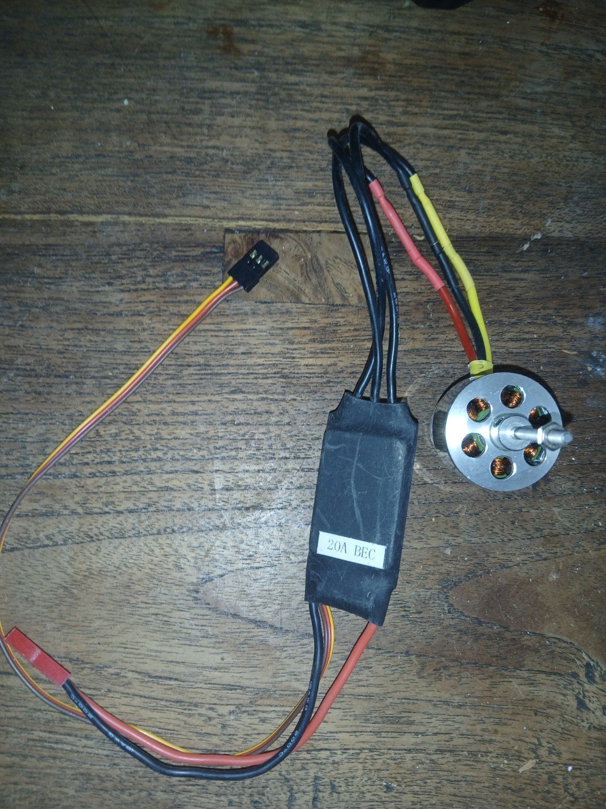 RC Vliegtuig Motor & ESC 20A Max 3S 2000mAh, Ophalen of Verzenden
