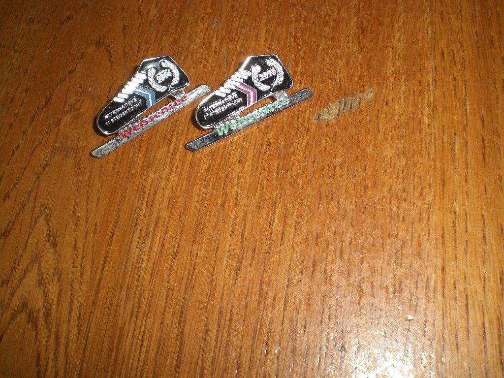 2 pins  alt. elfstedentocht Weissensee 2014 2018, Ophalen of Verzenden, Nieuw, Sport